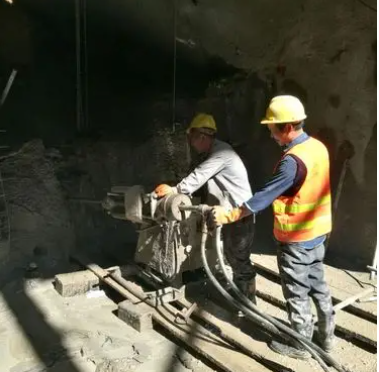 章贡水下抗分散灌浆料特点 水下不分散注浆料介绍